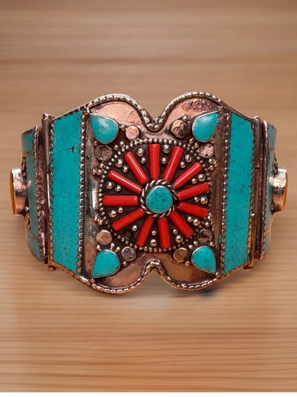 Vintage & Handcrafted Ethnic Tibetan Silver Bangle Bracelet Inlay Stones 192gram